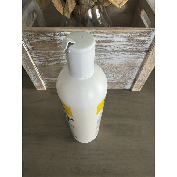 (3) Vintage 90’s White Rain Shampoo - Classic Care 18.75 Oz Each Special Edition - Picture 13 of 16